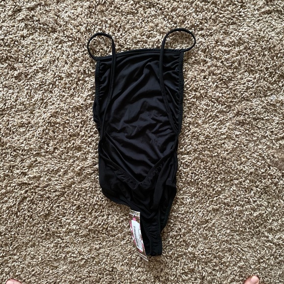 STRAPPY BACKLESS BODYSUIT - Picture 4 of 4